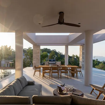 Seanatra Luxury